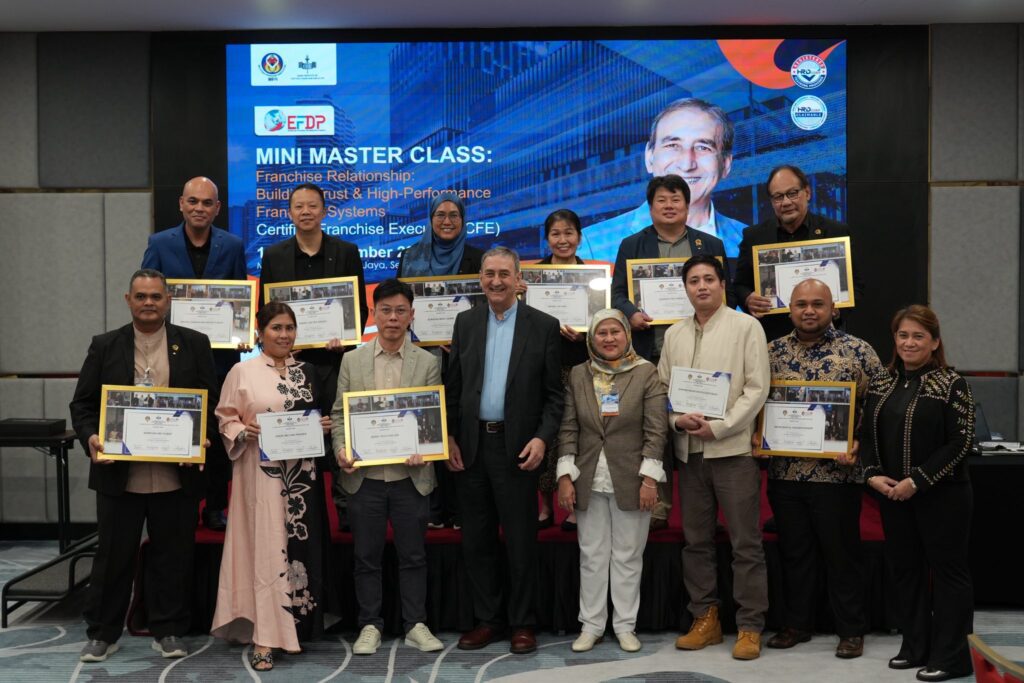 Little Caliphs® COO Achieves Prestigious Certified Franchise Executive (CFE) Recognition 5